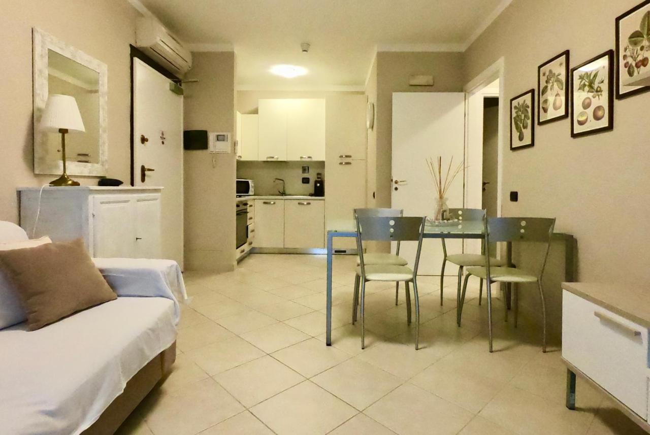 Aparthotel Michelangelo Rta à Cinquale Extérieur photo