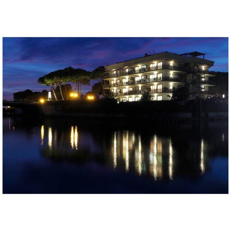 Aparthotel Michelangelo Rta à Cinquale Extérieur photo